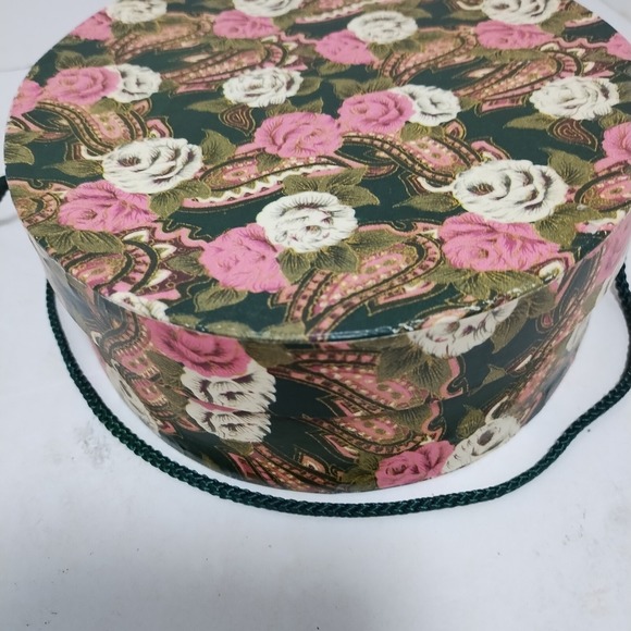 Vintage Oval Floral Lidded Trinket Treasure Box 8 X 7 X 3 Pink White CottageCore - Picture 8 of 11